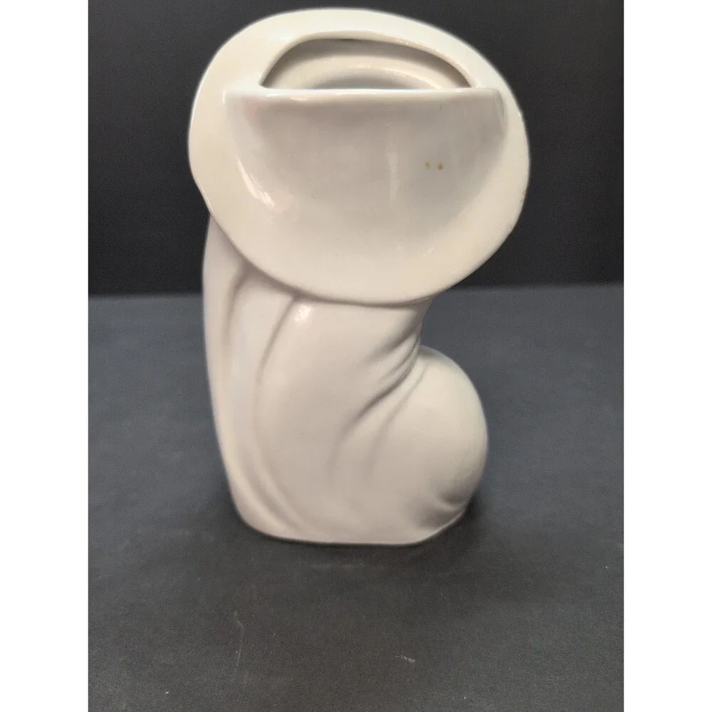 Unbranded vintage ceramic